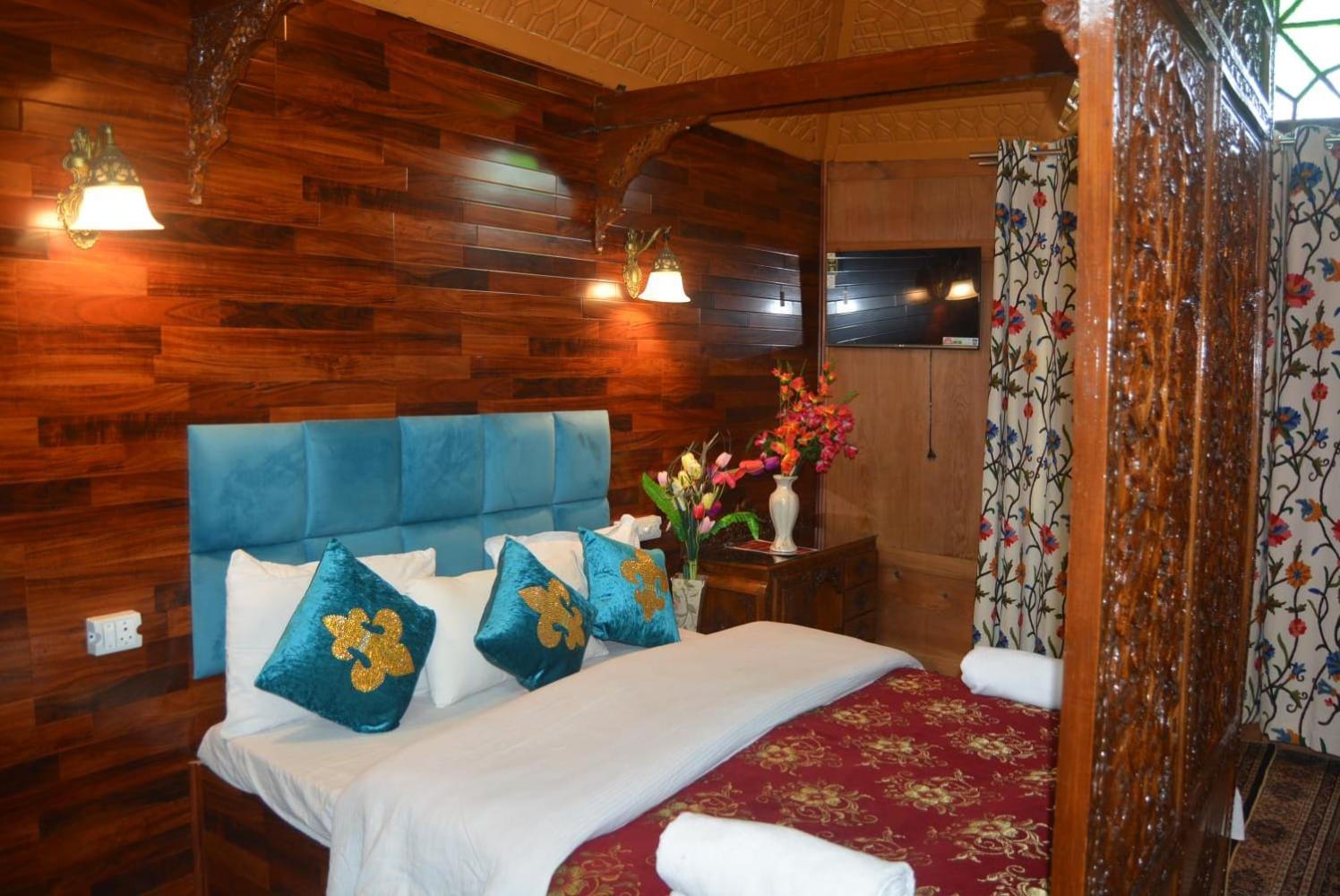 Heritage Amina Group Of Houseboats Hotel Srinagar  Ngoại thất bức ảnh