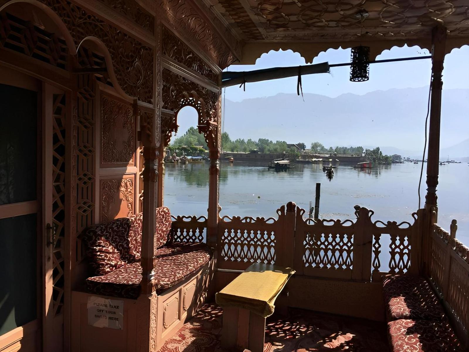 Heritage Amina Group Of Houseboats Hotel Srinagar  Ngoại thất bức ảnh