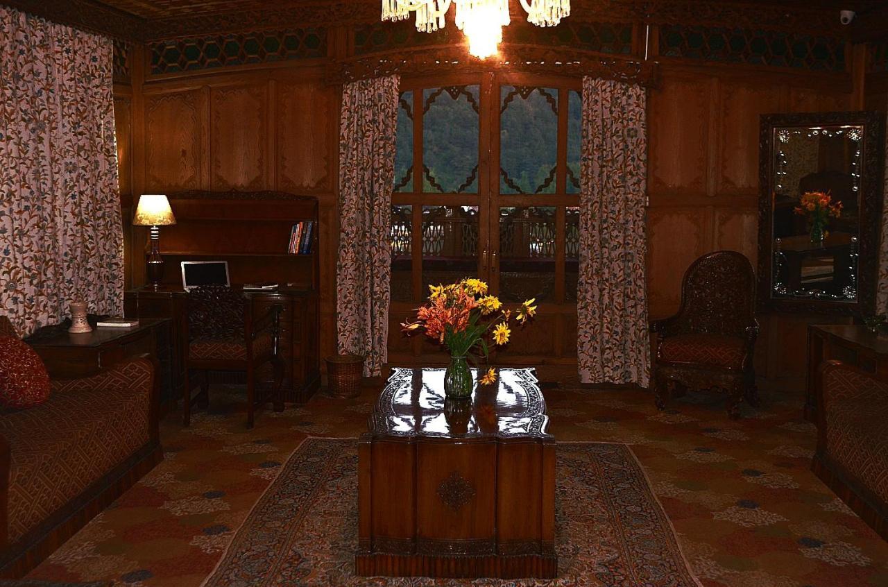 Heritage Amina Group Of Houseboats Hotel Srinagar  Ngoại thất bức ảnh